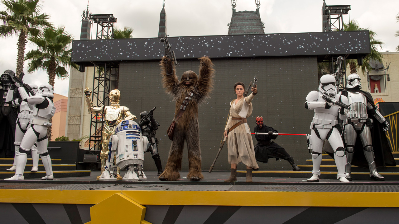 Foto de Rey junta-se ao elenco de Star Wars: A Galaxy Far, Far Away