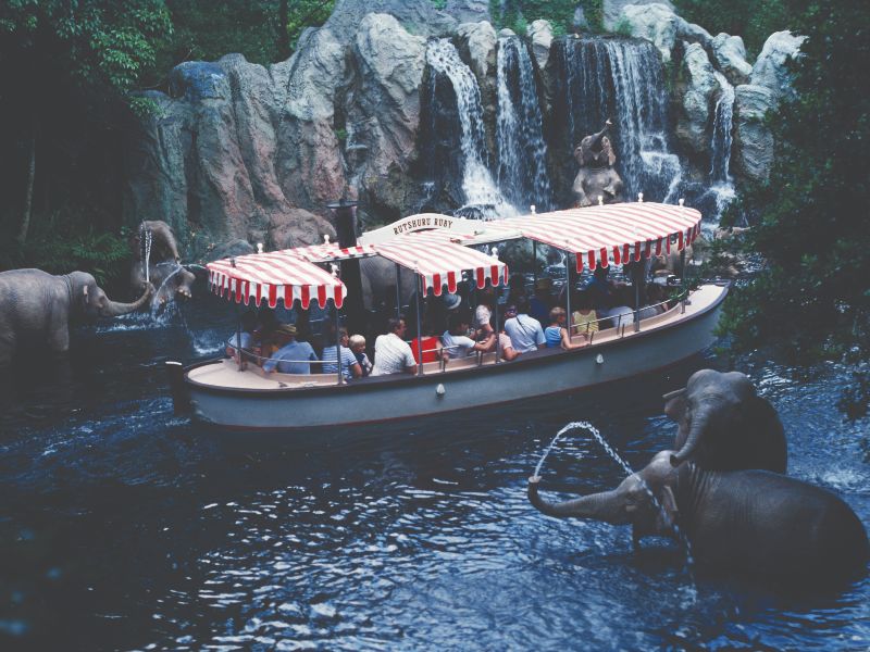 15 atrações do Magic Kingdom para famílias com crianças © disney