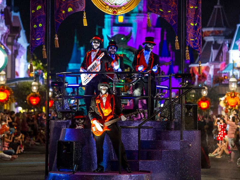 Mickey’s Boo-to-You Halloween Parade