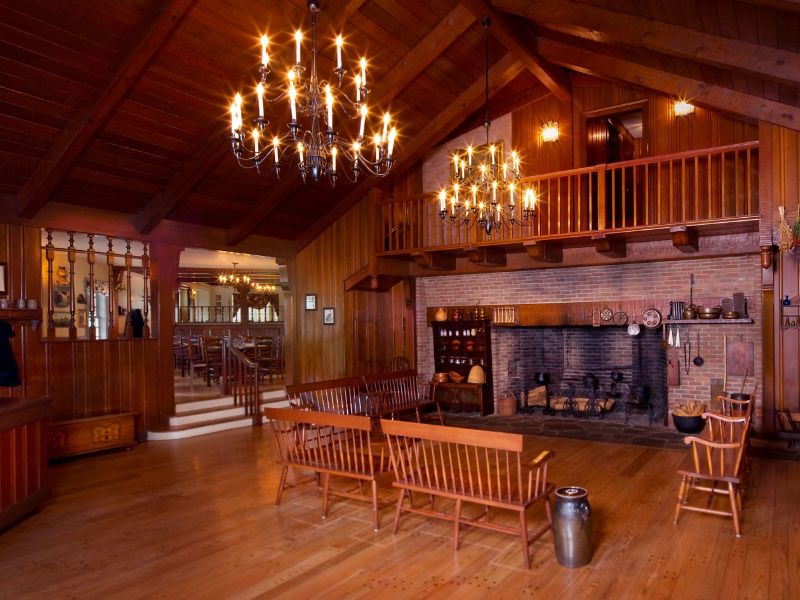 Ambiente Liberty Tree Tavern