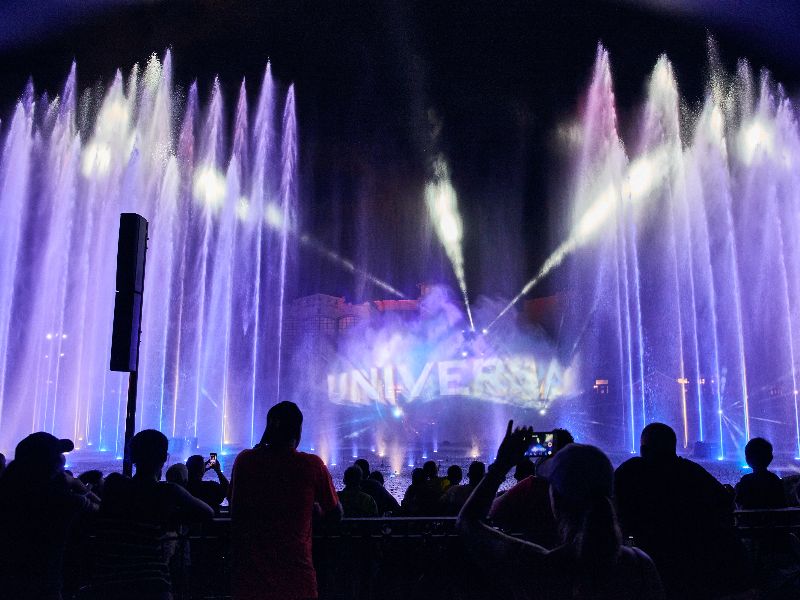 show noturno Universal