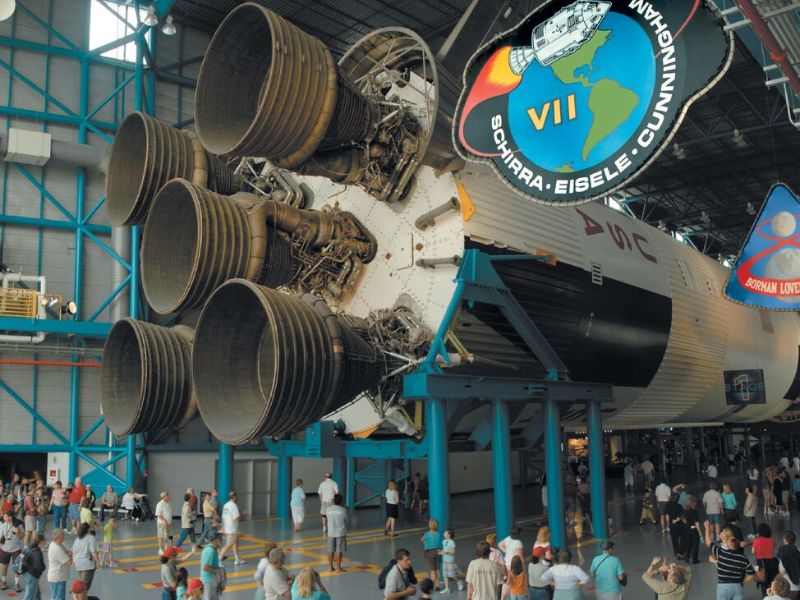 Apollo/Saturn V Center