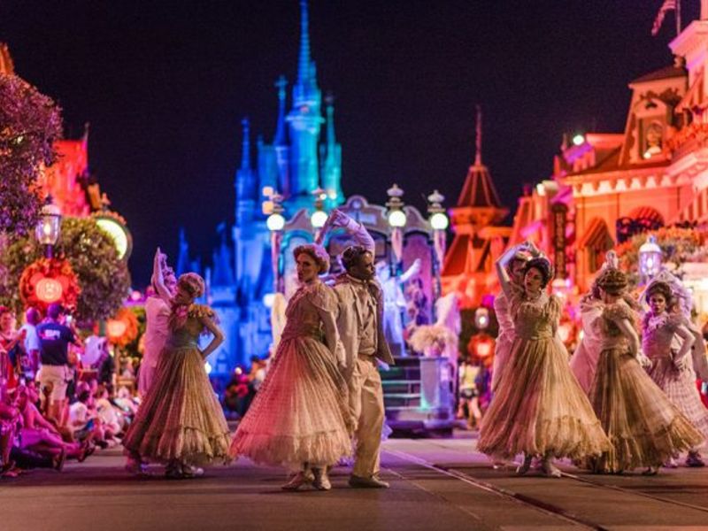 Mickey’s Boo-to-You Halloween Parade