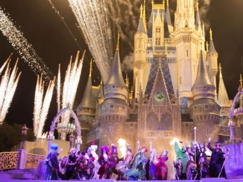 Hocus Pocus Villain Spelltacular