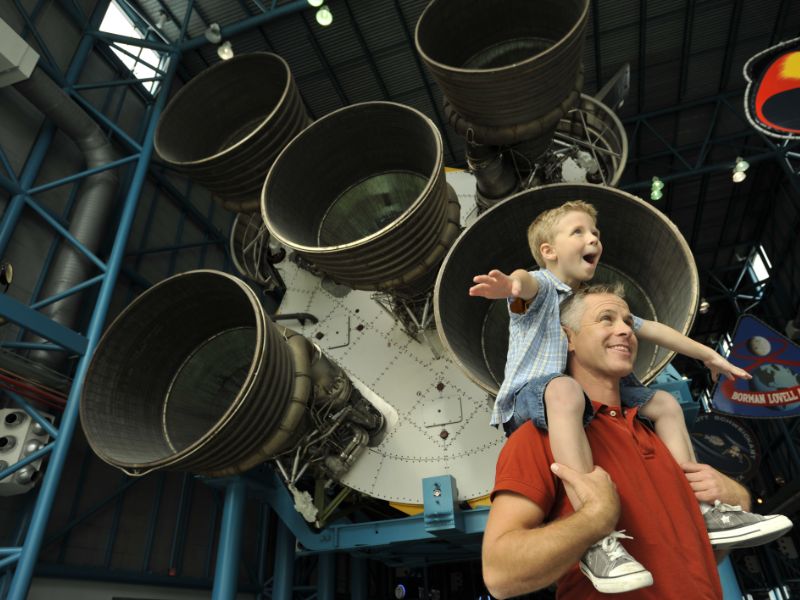 Apollo/Saturn V Center