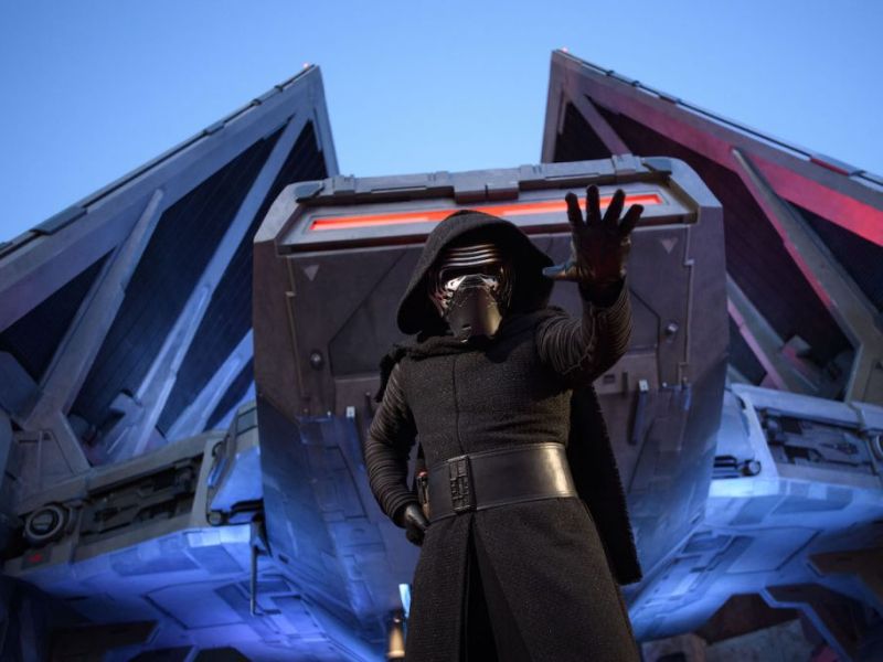 personagens Star Wars em Star Wars: Galaxy' s Edge © disney
