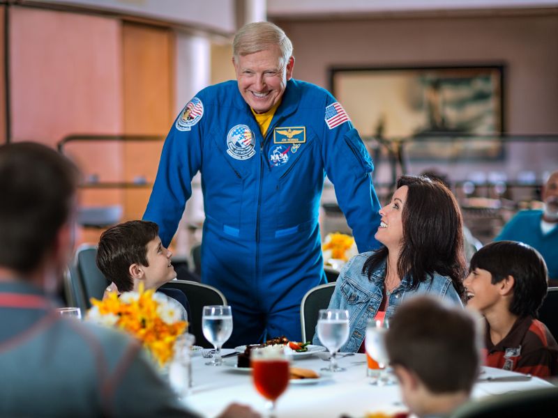 Almoço com astronauta