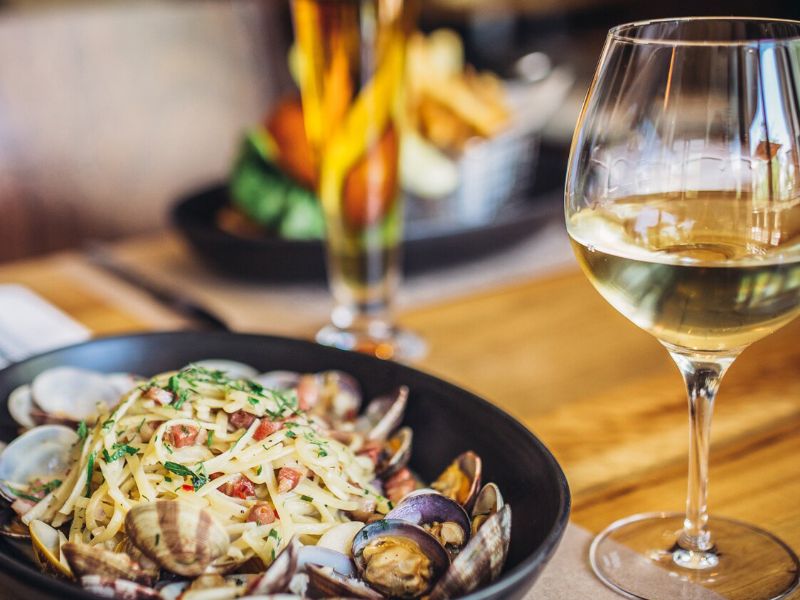 Wolfgang Puck Bar & Grill