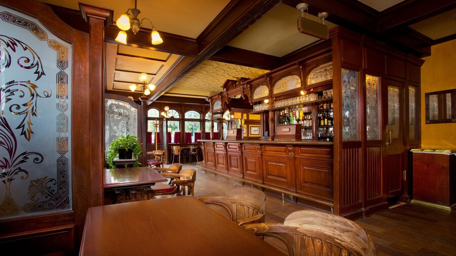 Rose & Crown Dining Room