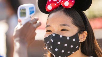 Foto de Disney também suspende a verificação de temperatura