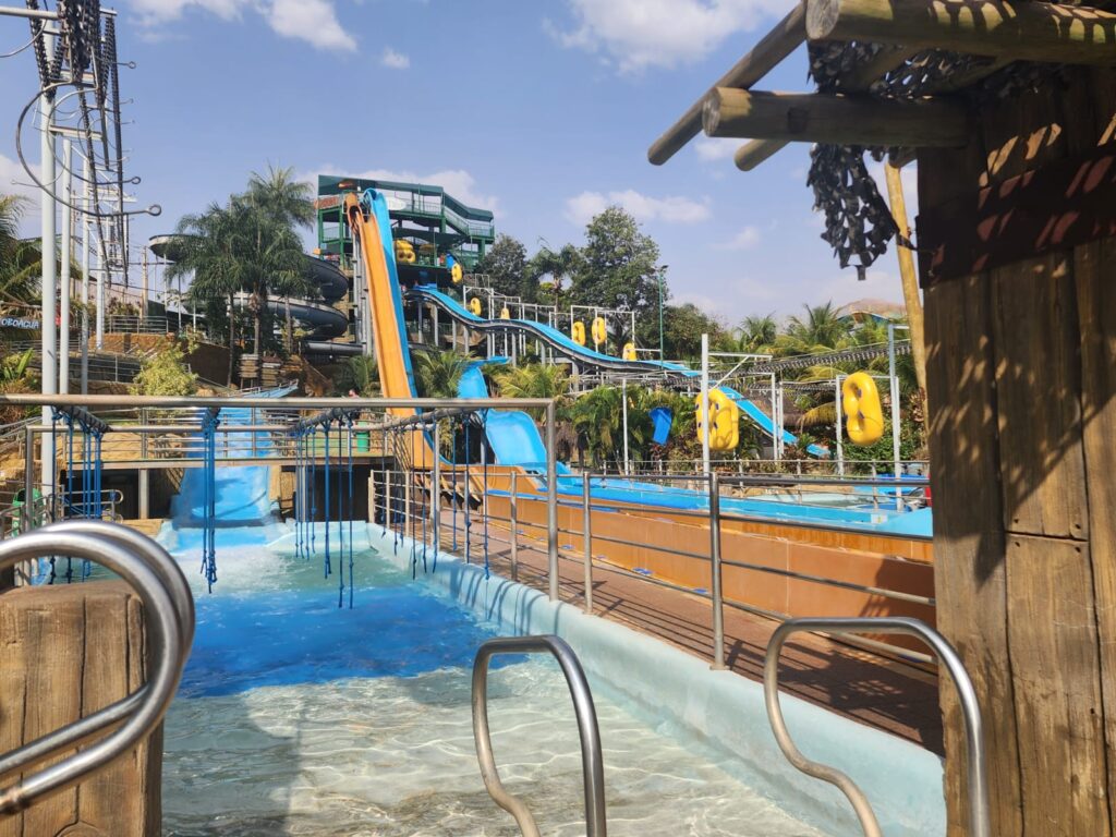 Crazy, Thermas dos laranjais